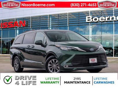 Used 2021 Toyota Sienna XLE