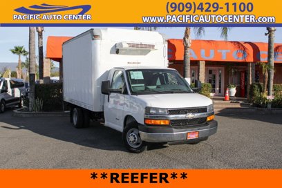 Used 2016 Chevrolet Express 4500 w/ Chrome Appearance Package