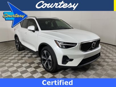 Used 2025 Volvo XC40 B5 Plus