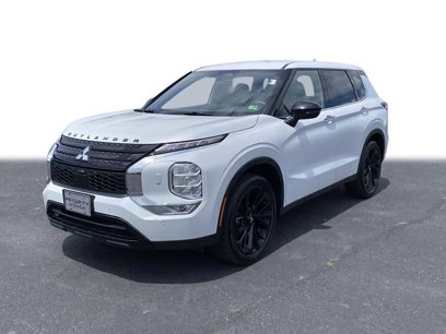 Used 2023 Mitsubishi Outlander SE Black Edition
