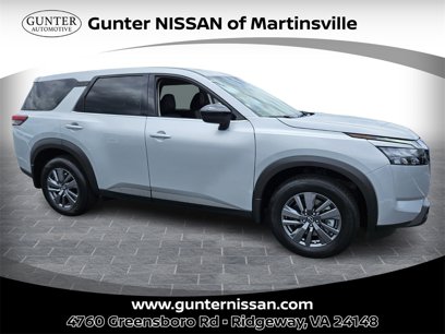 New 2025 Nissan Pathfinder S