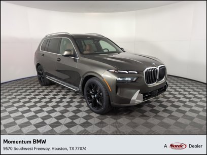 New 2025 BMW X7 xDrive40i w/ Premium Package