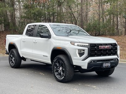 New 2024 GMC Canyon Elevation w/ Convenience Package