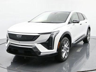 New 2025 Cadillac Optiq Luxury 1 w/ LPO, Floor Liner Package