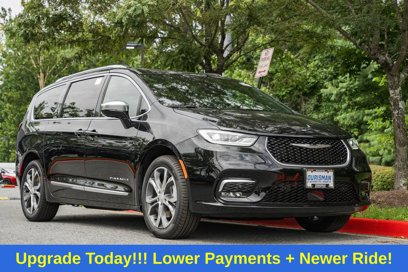 New 2025 Chrysler Pacifica Pinnacle