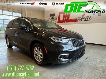 Used 2021 Chrysler Pacifica Touring-L
