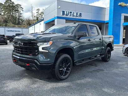 New 2025 Chevrolet Silverado 1500 LT Trail Boss w/ Convenience Package II