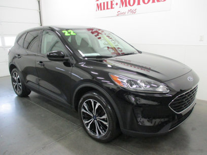 Used 2022 Ford Escape SE w/ SE Sport Appearance Package