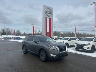 New 2025 Nissan Pathfinder SV w/ SV Premium Package