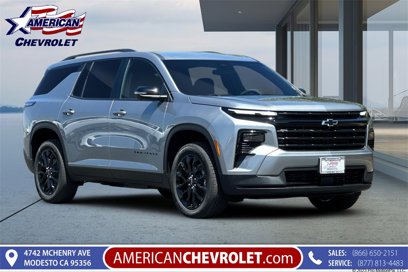 New 2025 Chevrolet Traverse LT w/ Midnight/Sport Edition