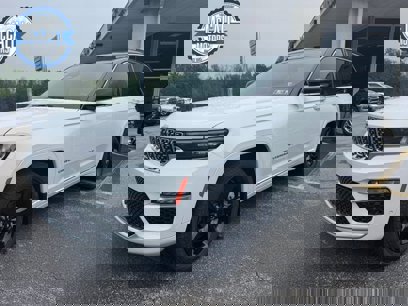 Used 2024 Jeep Grand Cherokee Summit w/ Luxury Tech Group V