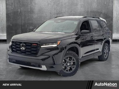 Certified 2025 Honda Pilot TrailSport