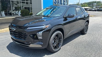New 2025 Chevrolet Trax ACTIV w/ Sunroof Package