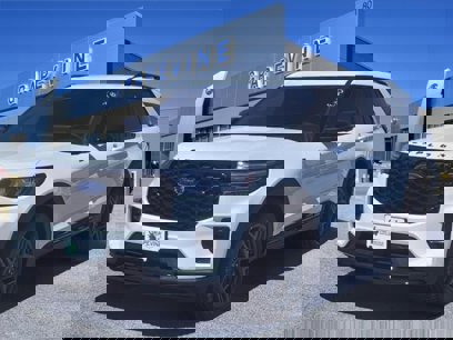 New 2025 Ford Explorer ST-Line w/ Premium Package