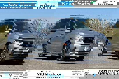 New 2025 Honda Odyssey Touring