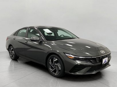 New 2025 Hyundai Elantra SEL