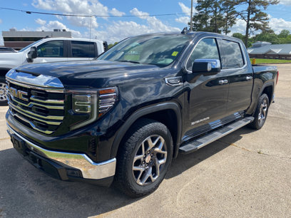 Used 2023 GMC Sierra 1500 SLT w/ SLT Premium Plus Package