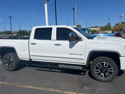 Used 2019 GMC Sierra 2500 Denali w/ Duramax Plus Package