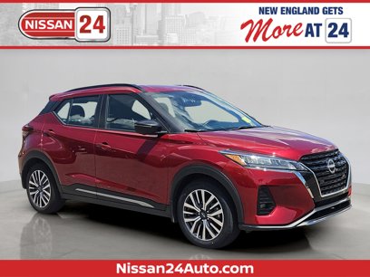 Used 2023 Nissan Kicks SR
