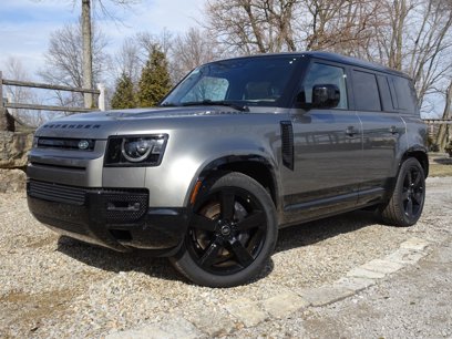 New 2025 Land Rover Defender 110 X-Dynamic SE