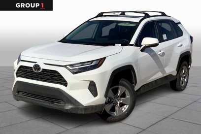 New 2025 Toyota RAV4 XLE