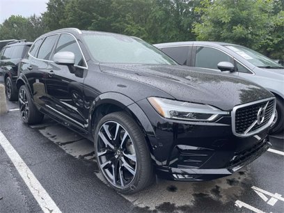 Used 2018 Volvo XC60 T6 R-Design w/ Convenience Package