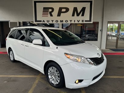 Used 2014 Toyota Sienna XLE