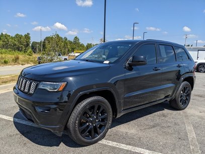 Used 2020 Jeep Grand Cherokee Altitude