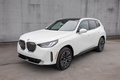 New 2025 BMW X3 xDrive30i w/ Premium Package