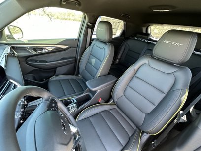 New 2025 Chevrolet TrailBlazer ACTIV w/ Convenience Package