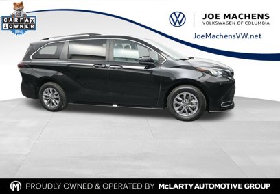 Used 2024 Toyota Sienna XLE