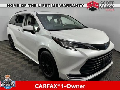 Used 2023 Toyota Sienna XLE