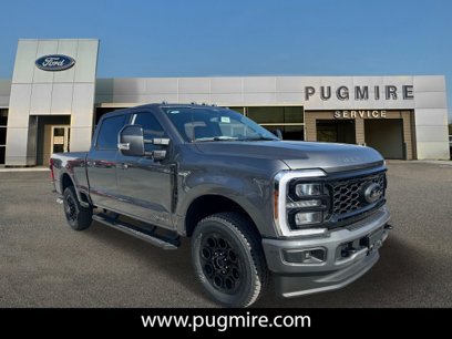 New 2025 Ford F250 Lariat w/ Black Appearance Package