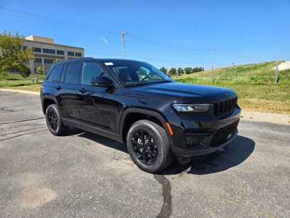 New 2025 Jeep Grand Cherokee Altitude