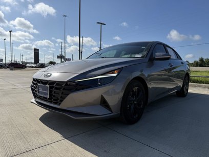 Used 2023 Hyundai Elantra SEL