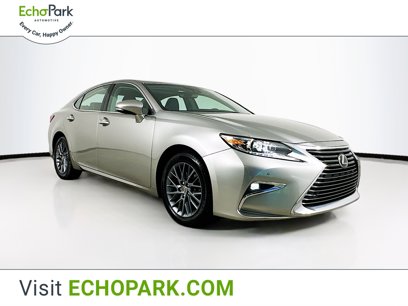 Used 2018 Lexus ES 350 w/ Navigation System Package