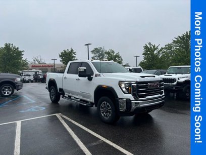 Used 2024 GMC Sierra 2500 SLT w/ SLT Premium Package