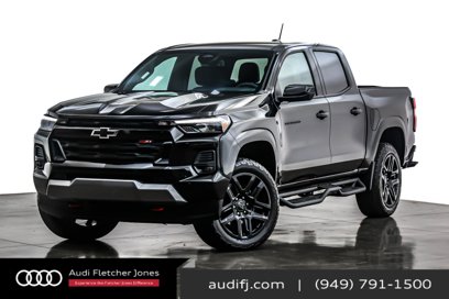 Used 2025 Chevrolet Colorado Z71 w/ Z71 Convenience Package 2
