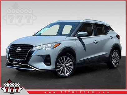 Certified 2022 Nissan Kicks SV