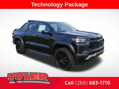 New 2025 Chevrolet Colorado Trail Boss w/ Midnight Edition