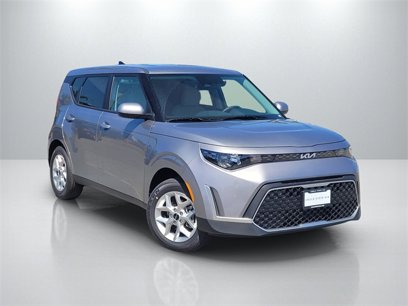 New 2025 Kia Soul LX