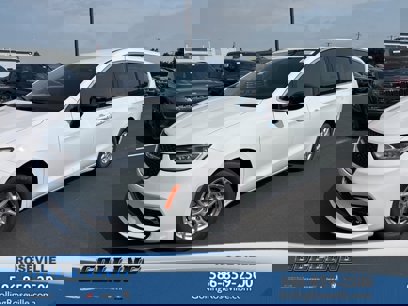 New 2025 Chrysler Pacifica Select