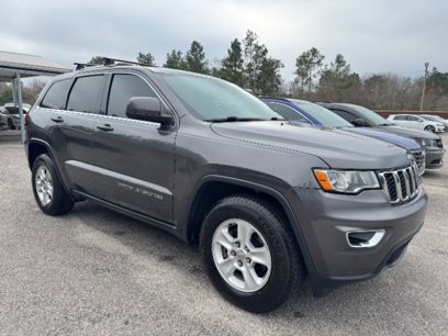 Used 2017 Jeep Grand Cherokee Laredo w/ Quick Order Package 2BE