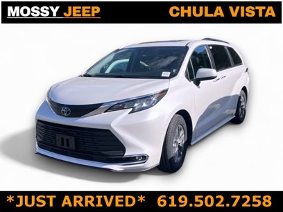 Used 2023 Toyota Sienna XLE