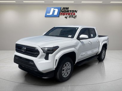 New 2025 Toyota Tacoma SR5