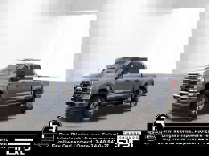 New 2025 Ford F250 XLT w/ FX4 Off-Road Package