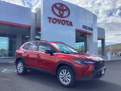 New 2025 Toyota Corolla Cross LE