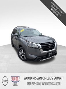 Used 2023 Nissan Pathfinder SL