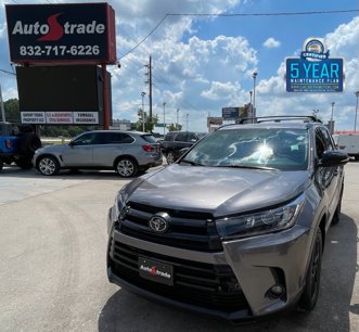 Used 2019 Toyota Highlander SE