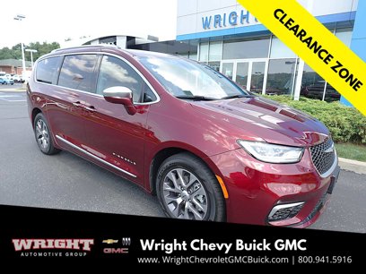 Used 2022 Chrysler Pacifica Pinnacle